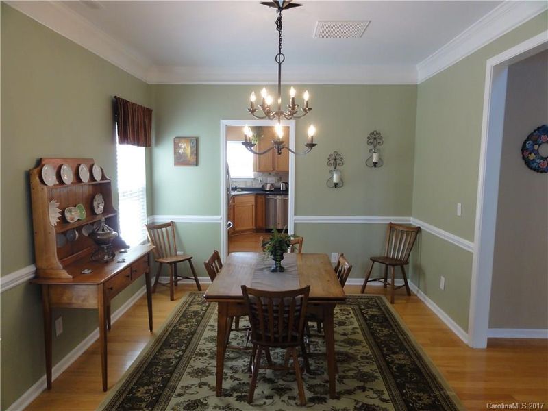 5903 Parkstone Dr, Matthews, NC 28104