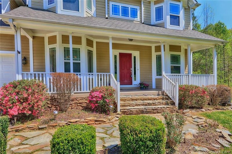12012 Pump Station Rd, Charlotte, NC 28216