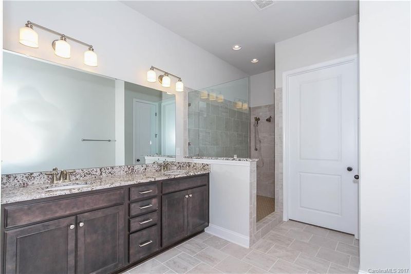 9204 Rhettsbury Ct #82, Matthews, NC 28105