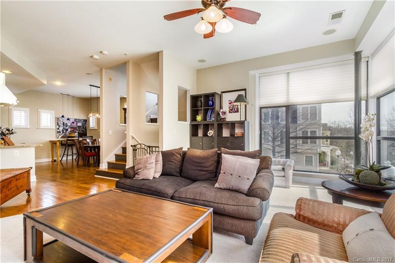663 E 10th St E #663, Charlotte, NC 28202