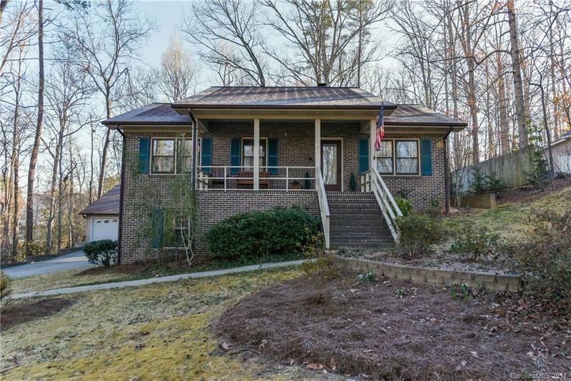 609 Rugby Rd, Lancaster, SC 29720