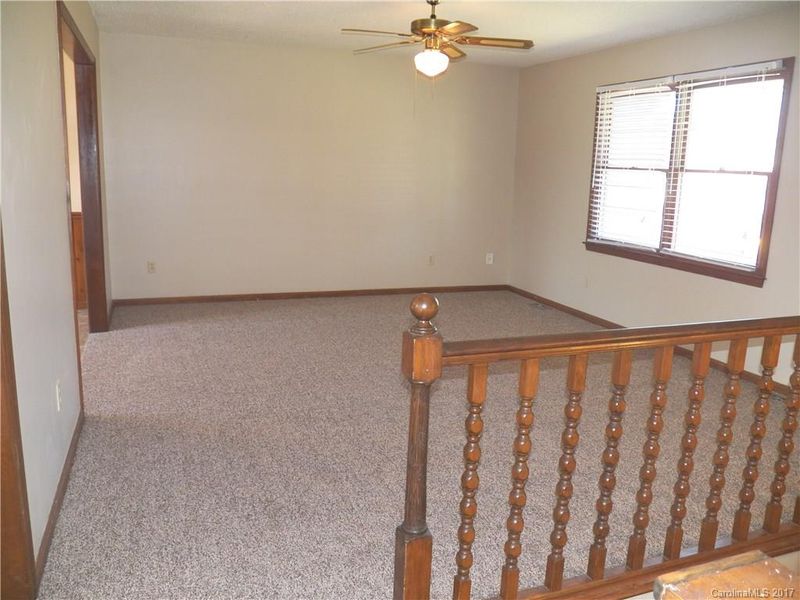 112 9th Ave, Maiden, NC 28650