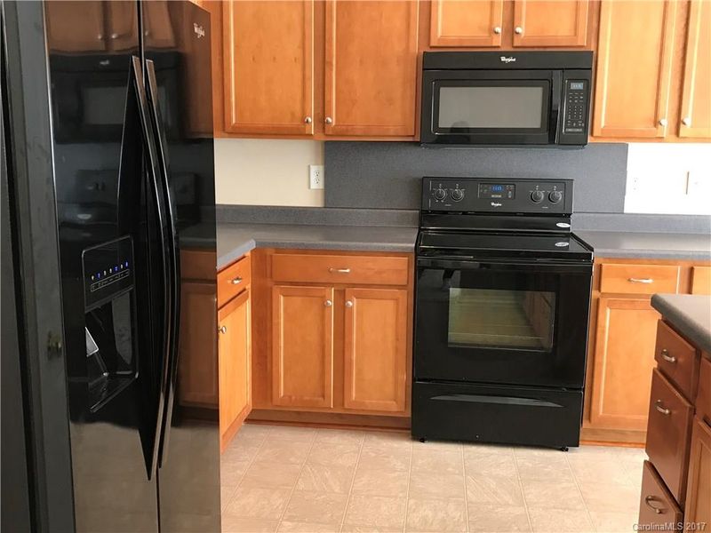 1028 Willow Wind Dr, Gastonia, NC 28054