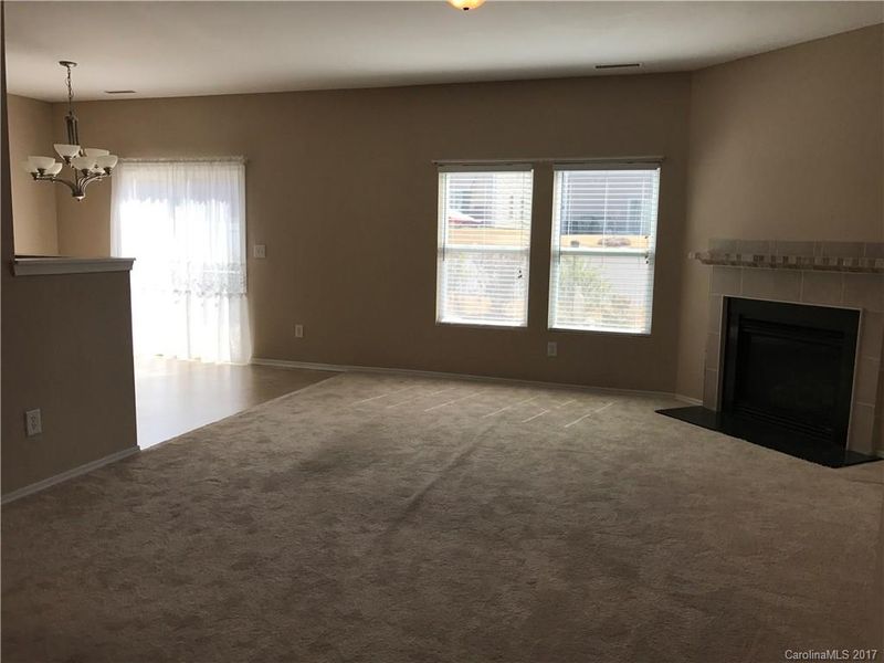 1028 Willow Wind Dr, Gastonia, NC 28054