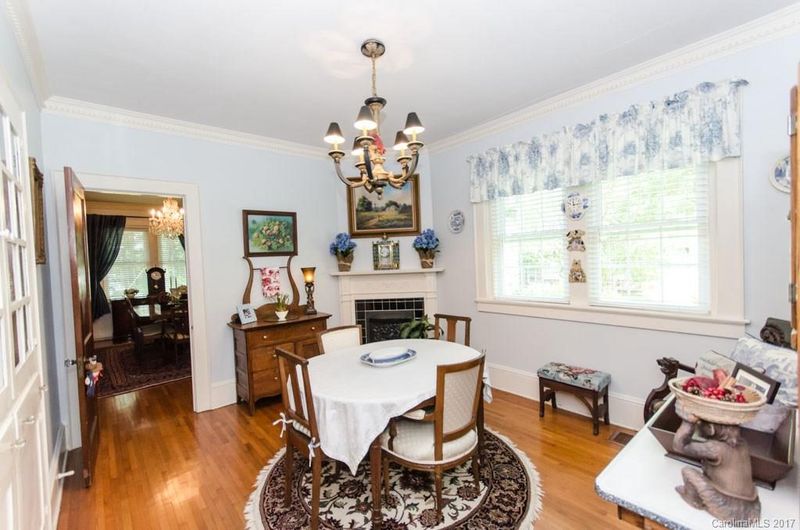 216 High St, Lincolnton, NC 28092