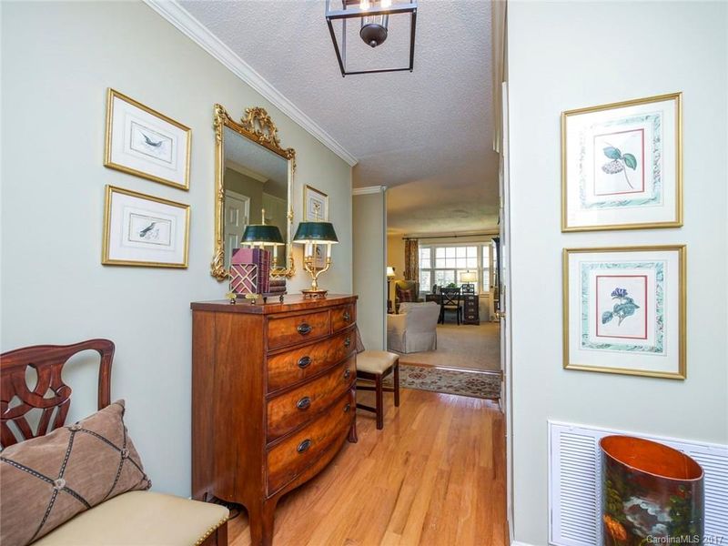 4911 Pine Ridge Rd, Charlotte, NC 28226
