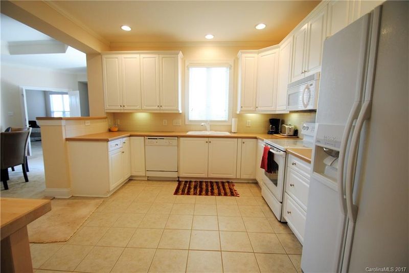 2619 Circa Dr #2619, Matthews, NC 28105