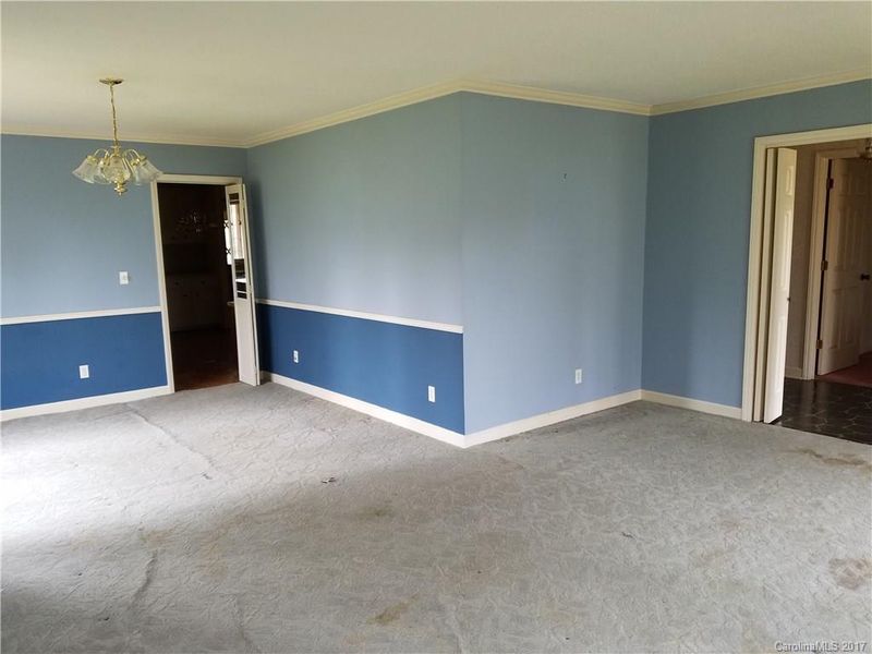 419 Charlotte Ave, Mount Holly, NC 28120