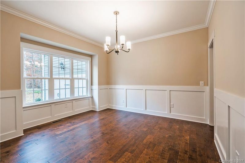140 Millhouse Rd #7, Mooresville, NC 28117
