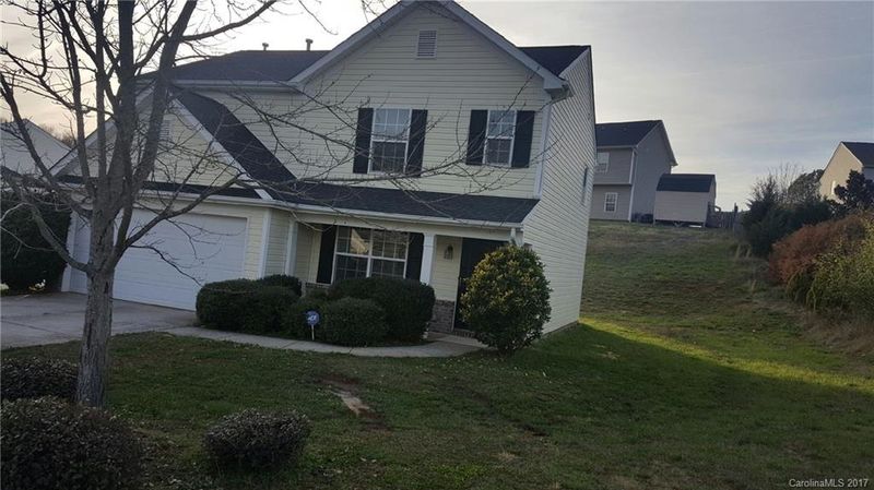 5938 Firethorne Ln, Concord, NC 28025