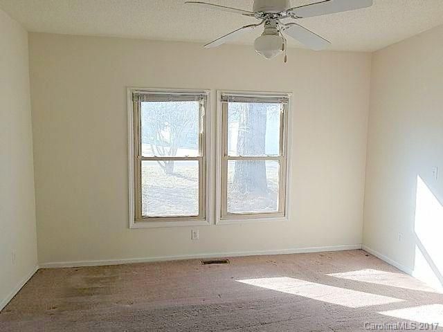 501 Apple St, Gastonia, NC 28054