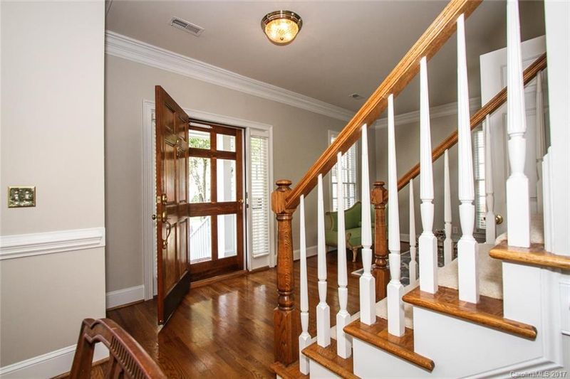 827 Stargard Ct, Charlotte, NC 28270