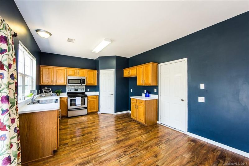 3015 Old Ironside Dr #1, Charlotte, NC 28213