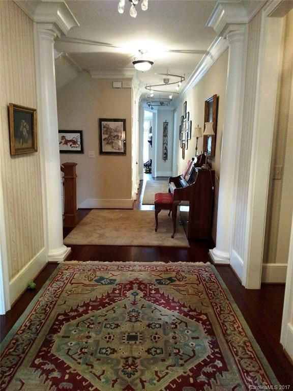 232 Cottage Pl, Charlotte, NC 28207