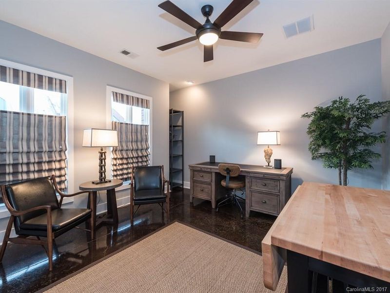 1955 Abbott St #1955, Charlotte, NC 28203