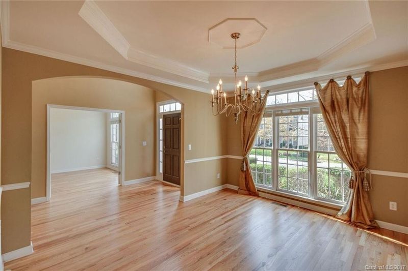 2418 Radrick Ln, Charlotte, NC 28262