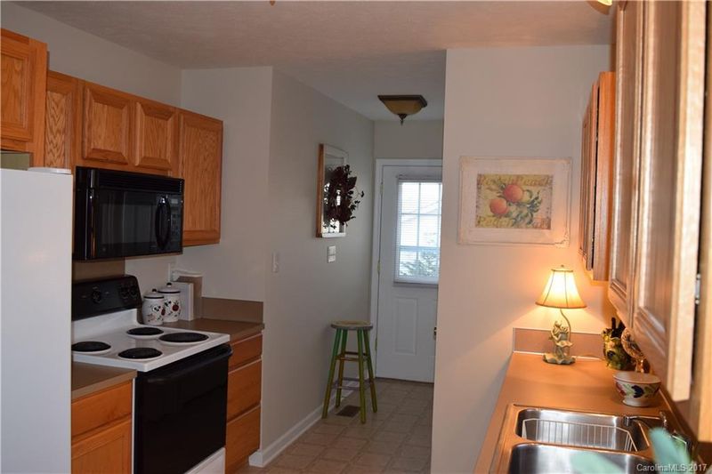 435 Forest Dr, Maiden, NC 28650