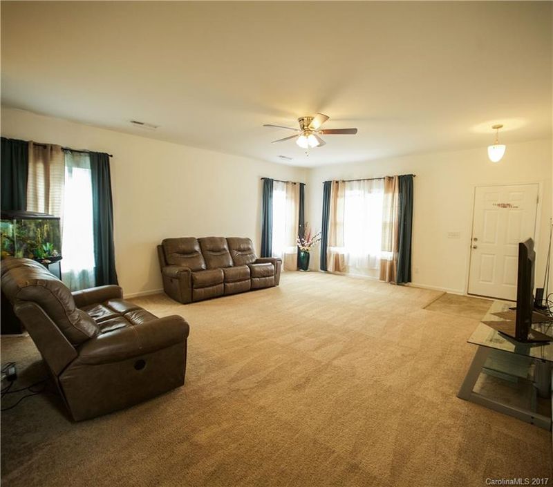 3332 Saddlebrook Dr, Midland, NC 28107