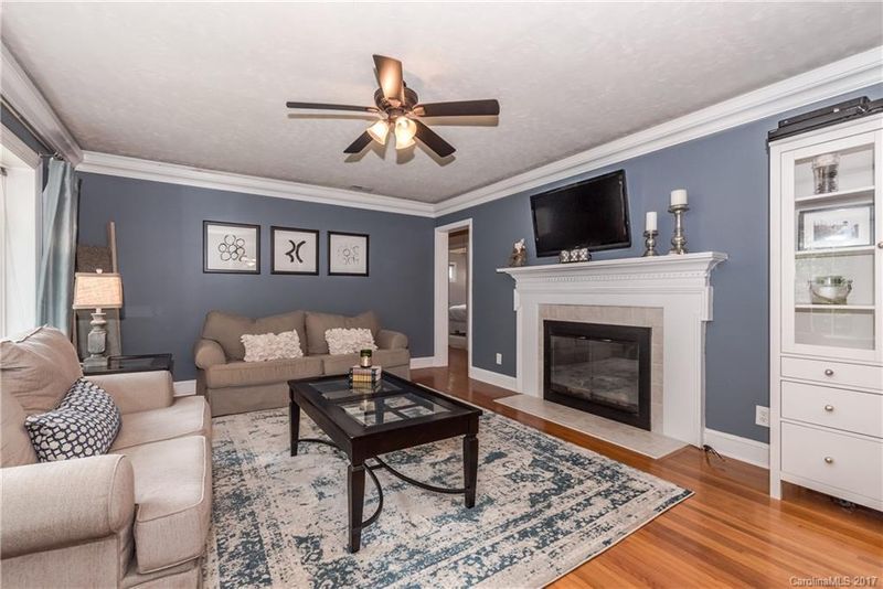 5724 Murrayhill Rd, Charlotte, NC 28210