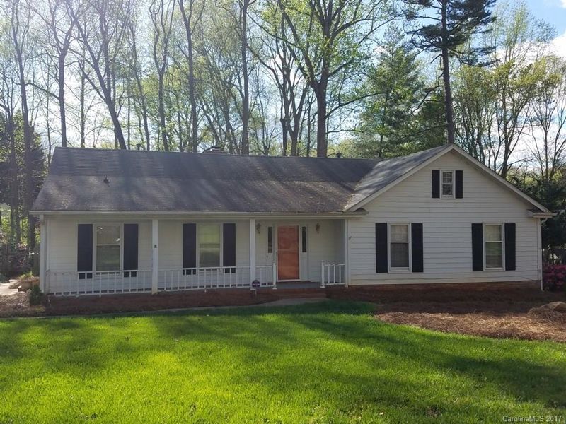 8228 Arrowsmith Ln, Charlotte, NC 28270