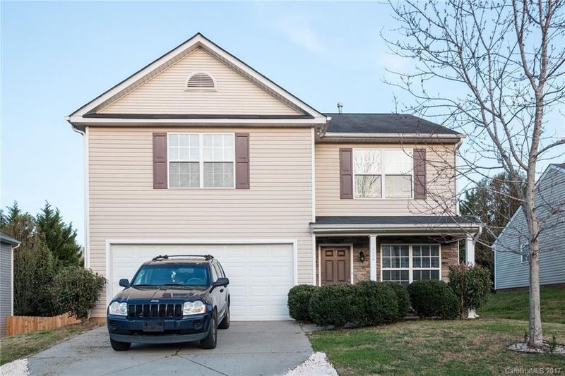 924 River Trail Rd, Lowell, NC 28098