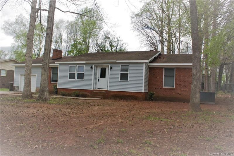 1515 Manning Pl, Kannapolis, NC 28081