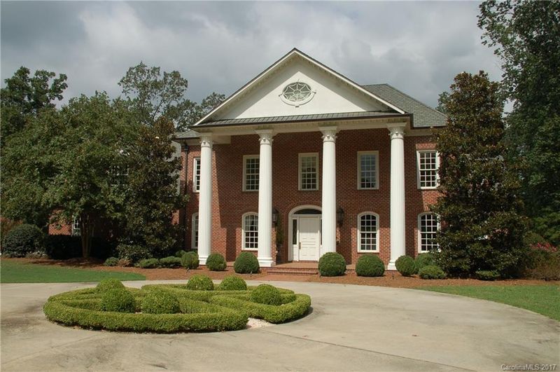 905 Bridgewater Dr, Monroe, NC 28112