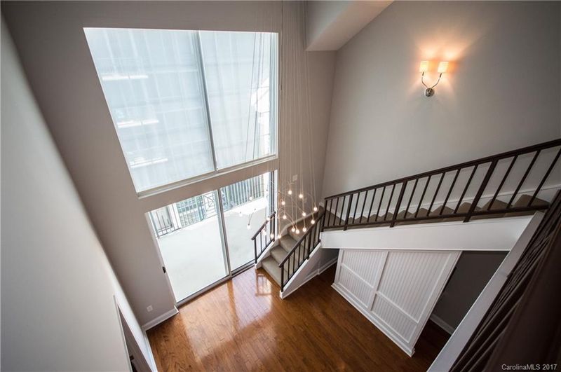 300 W 5th St #635, Charlotte, NC 28202