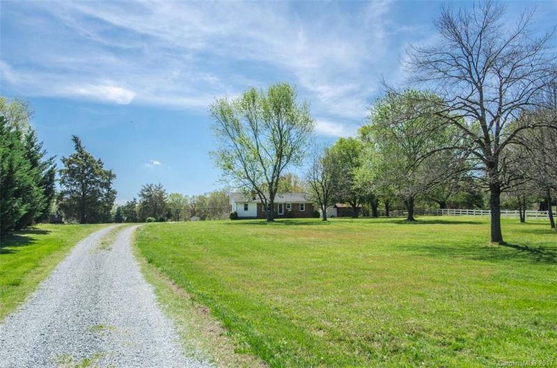 3027 Sikes Mill Rd, Monroe, NC 28110