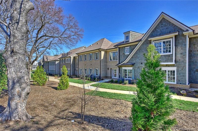 2611 Colton Dr, Charlotte, NC 28211