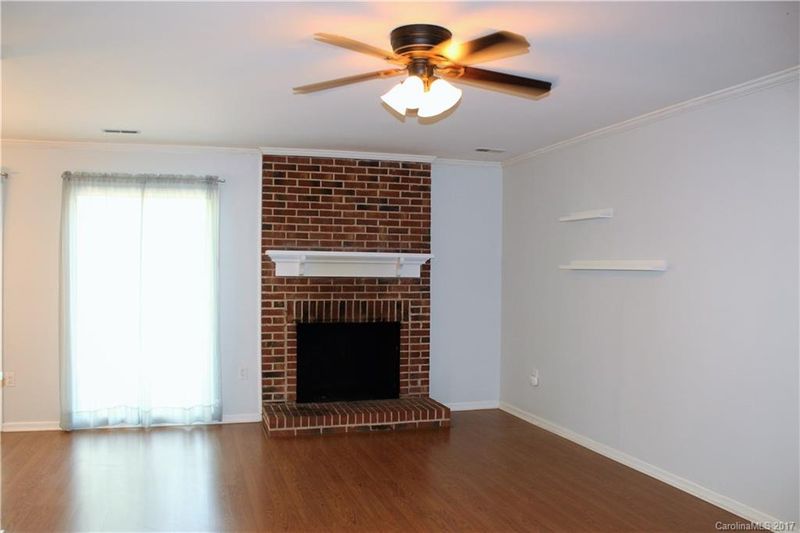 7939 Surreywood Pl, Charlotte, NC 28270