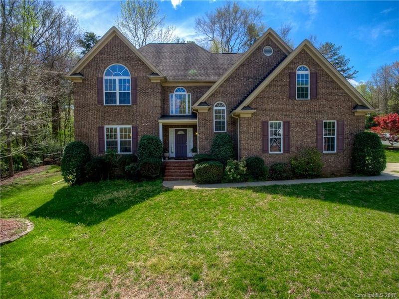 9654 Twin Falls Ct, Mint Hill, NC 28227