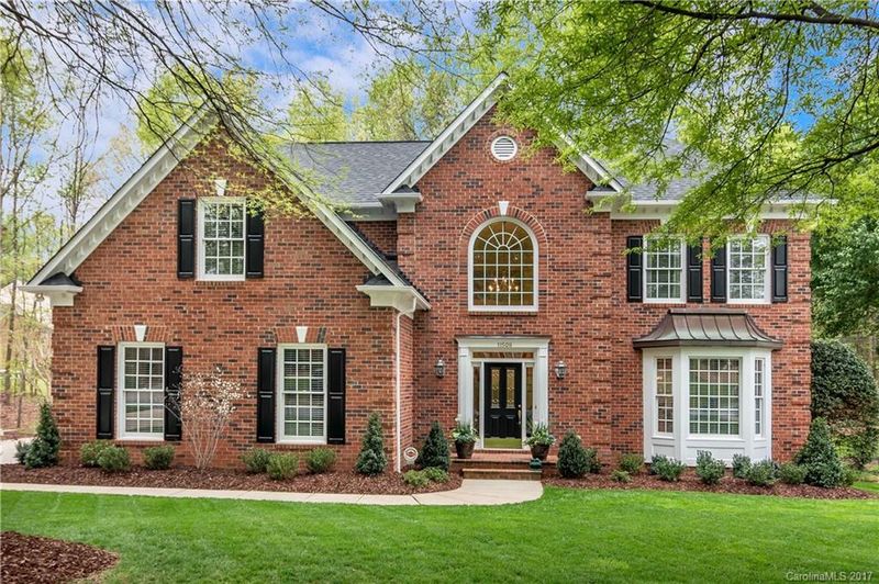11508 Stonebriar Dr, Charlotte, NC 28277