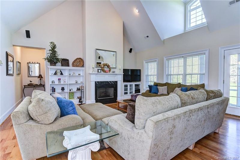 6004 Spence Ct, Wesley Chapel, NC 28110
