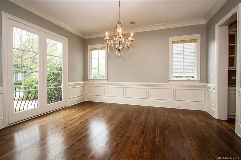 2251 Winthrop Ave, Charlotte, NC 28203