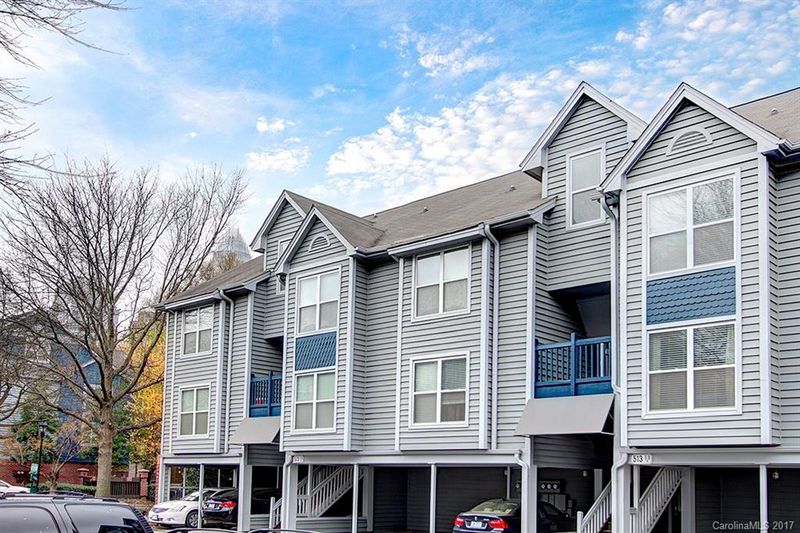 513 Graham St #2E, Charlotte, NC 28202