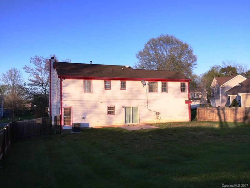 9409 Guernsey Ct, Charlotte, NC 28213