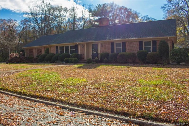 1221 Hillside Dr #12, Gastonia, NC 28052