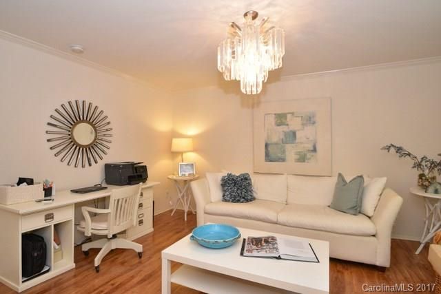414 Walnut Point Dr, Matthews, NC 28105