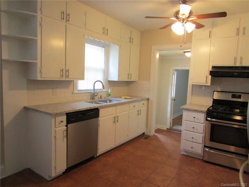 3101 Commonwealth Ave, Charlotte, NC 28205