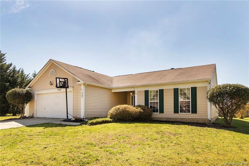 3505 Braefield Dr, Indian Trail, NC 28079