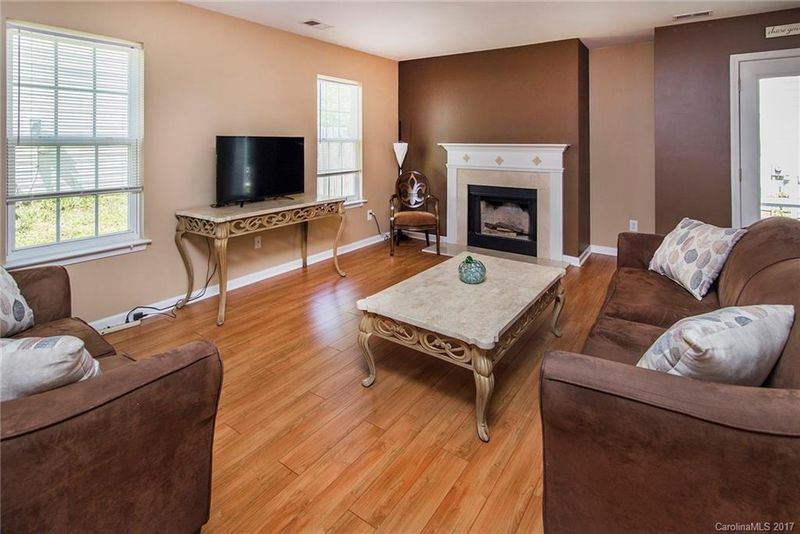 1406 Rheo Ct, Concord, NC 28027