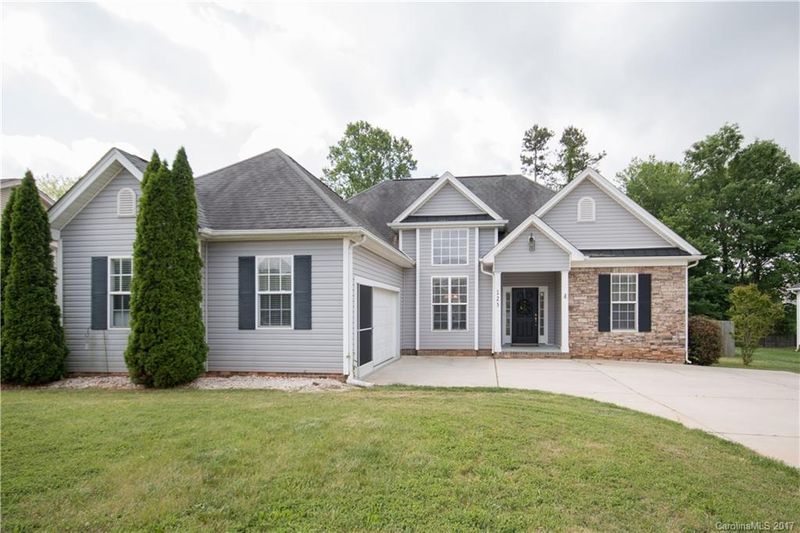 123 Princess Loop, Troutman, NC 28166