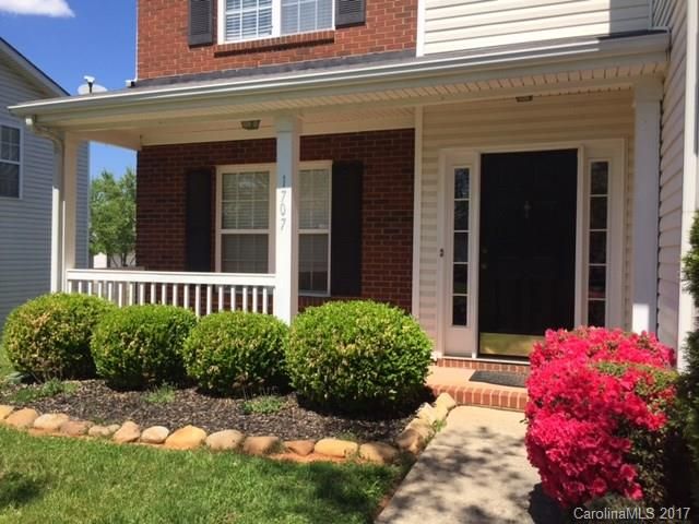 1707 Harte Cir, Charlotte, NC 28216