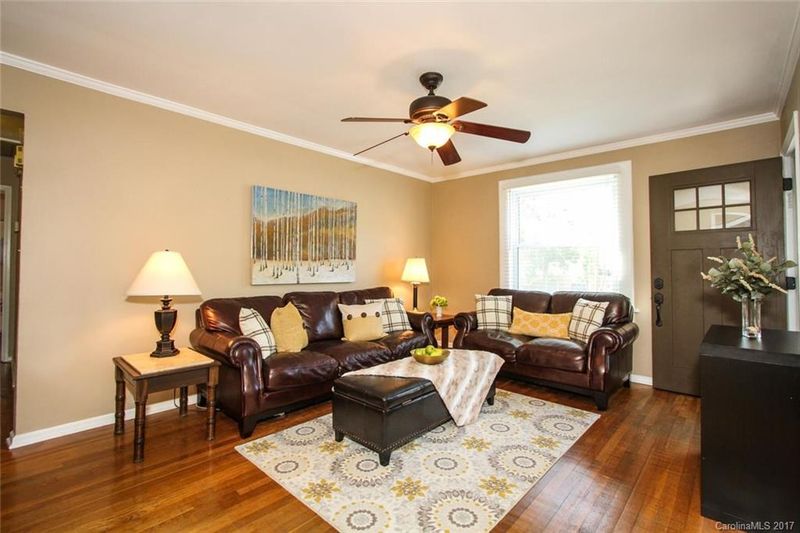 721 Manhasset Rd, Charlotte, NC 28209