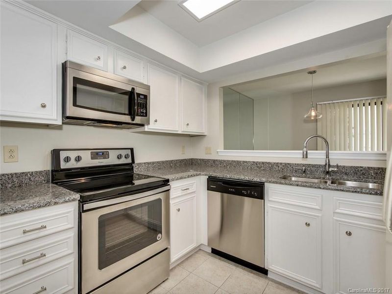 7821 Davinci Ln #B, Charlotte, NC 28226