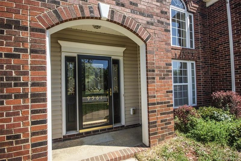 9561 Golden Desert Ct NW, Concord, NC 28027