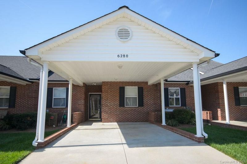 6280 Iris Ct #3 building 9, Denver, NC 28037