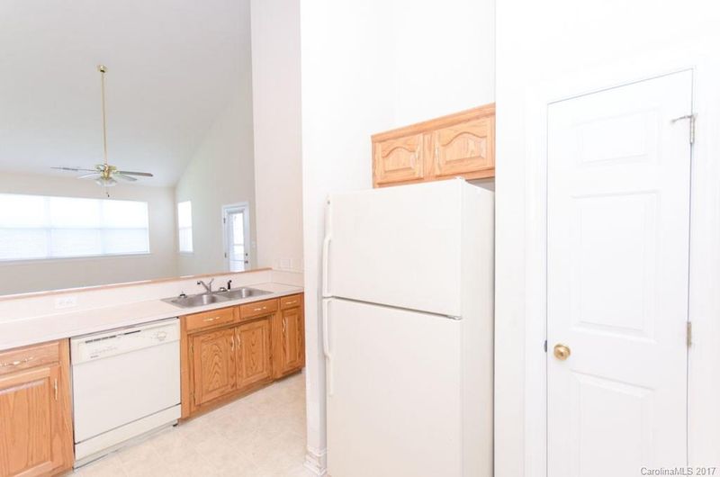 6280 Iris Ct #3 building 9, Denver, NC 28037