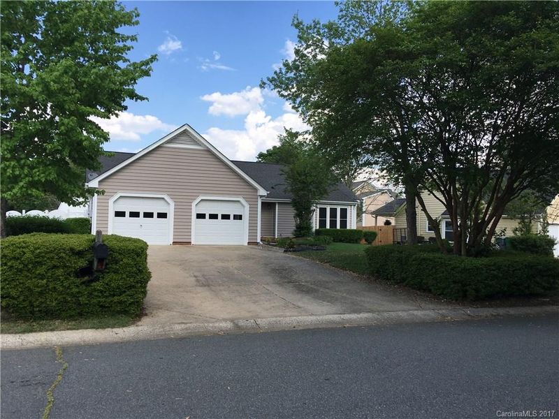 13533 Thicket Ct, Charlotte, NC 28273
